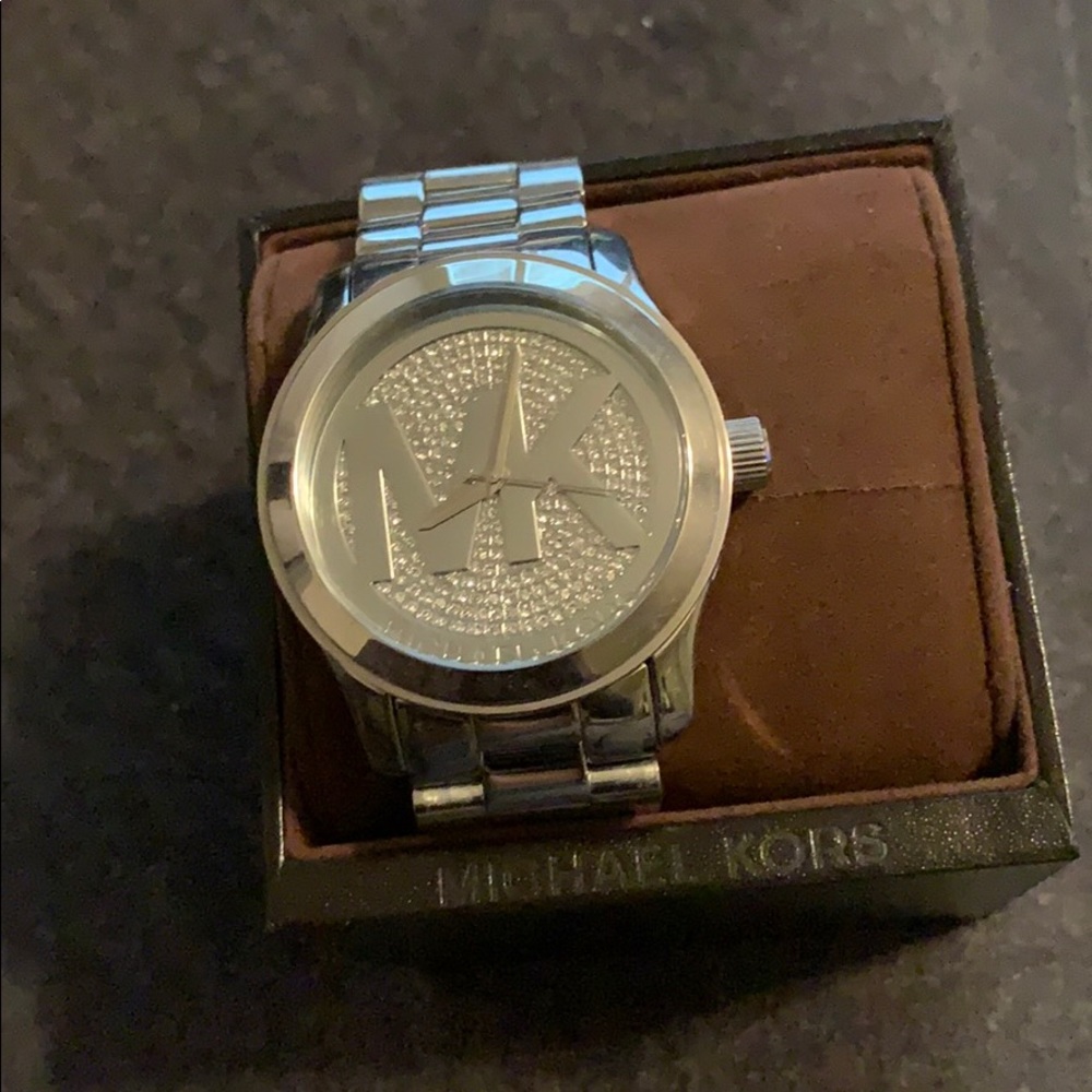 MK